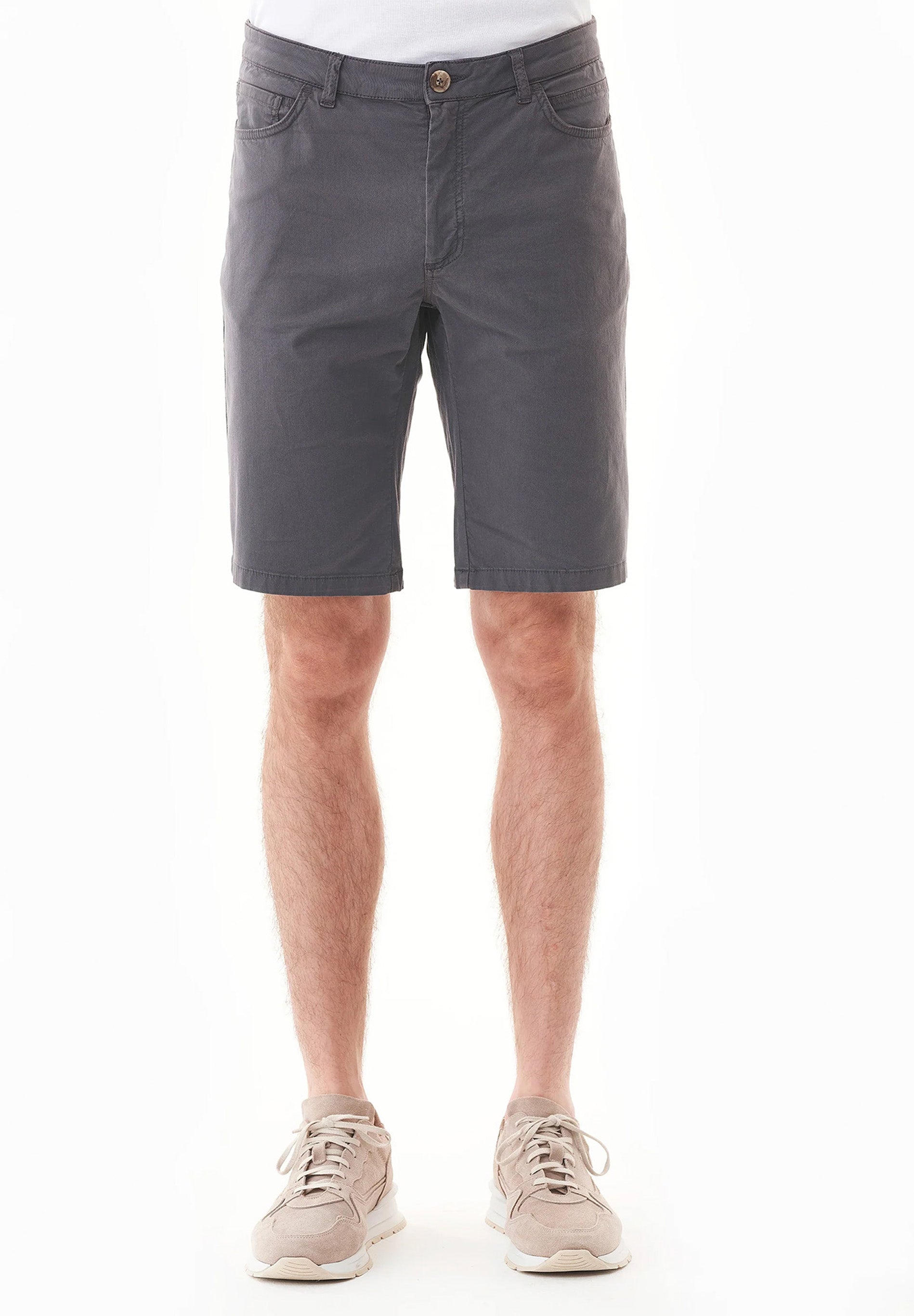 Regular-Fit Shorts aus Bio-Baumwolle