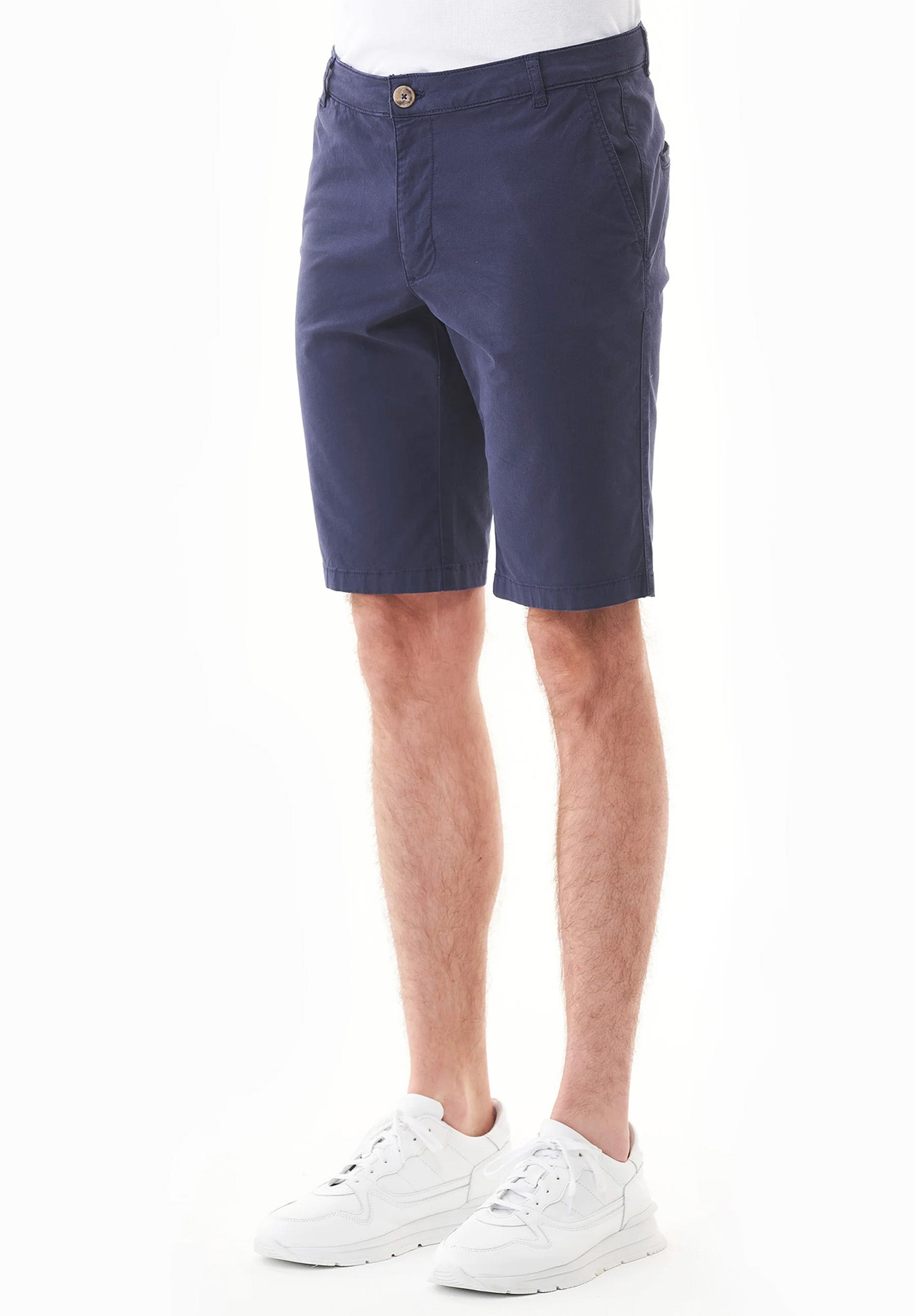 Slim-Fit Chino-Shorts aus Bio-Baumwolle