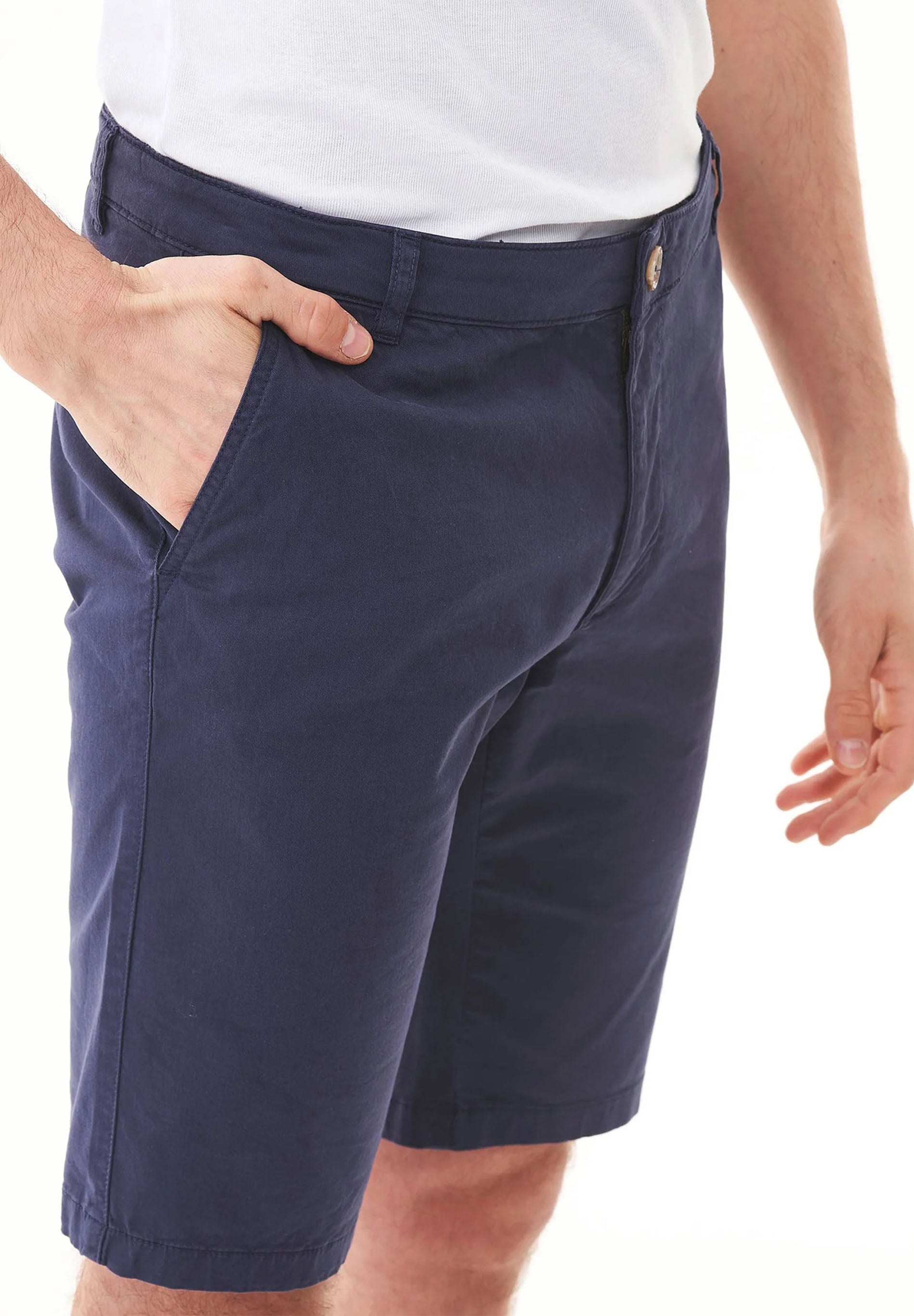 Slim-Fit Chino-Shorts aus Bio-Baumwolle