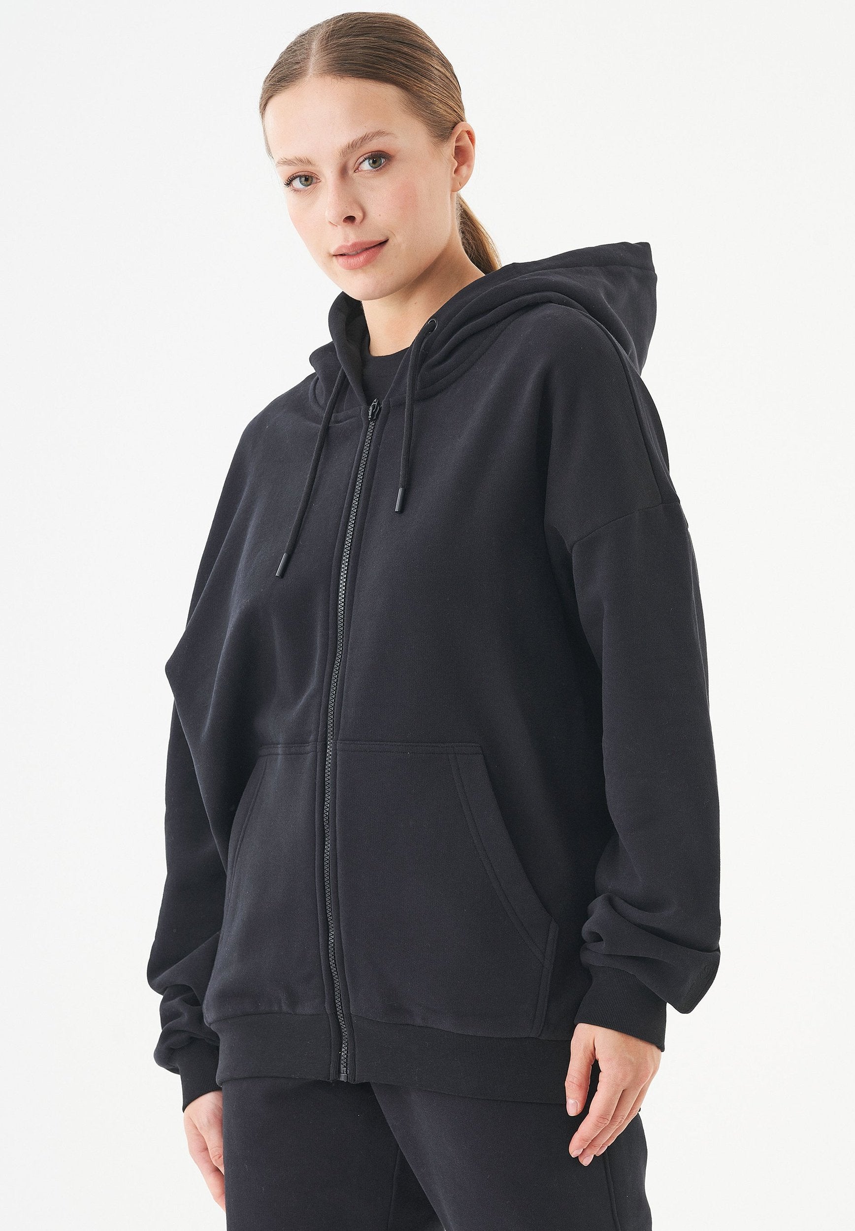 JALE Soft Touch Sweatjacke aus Bio-Baumwolle