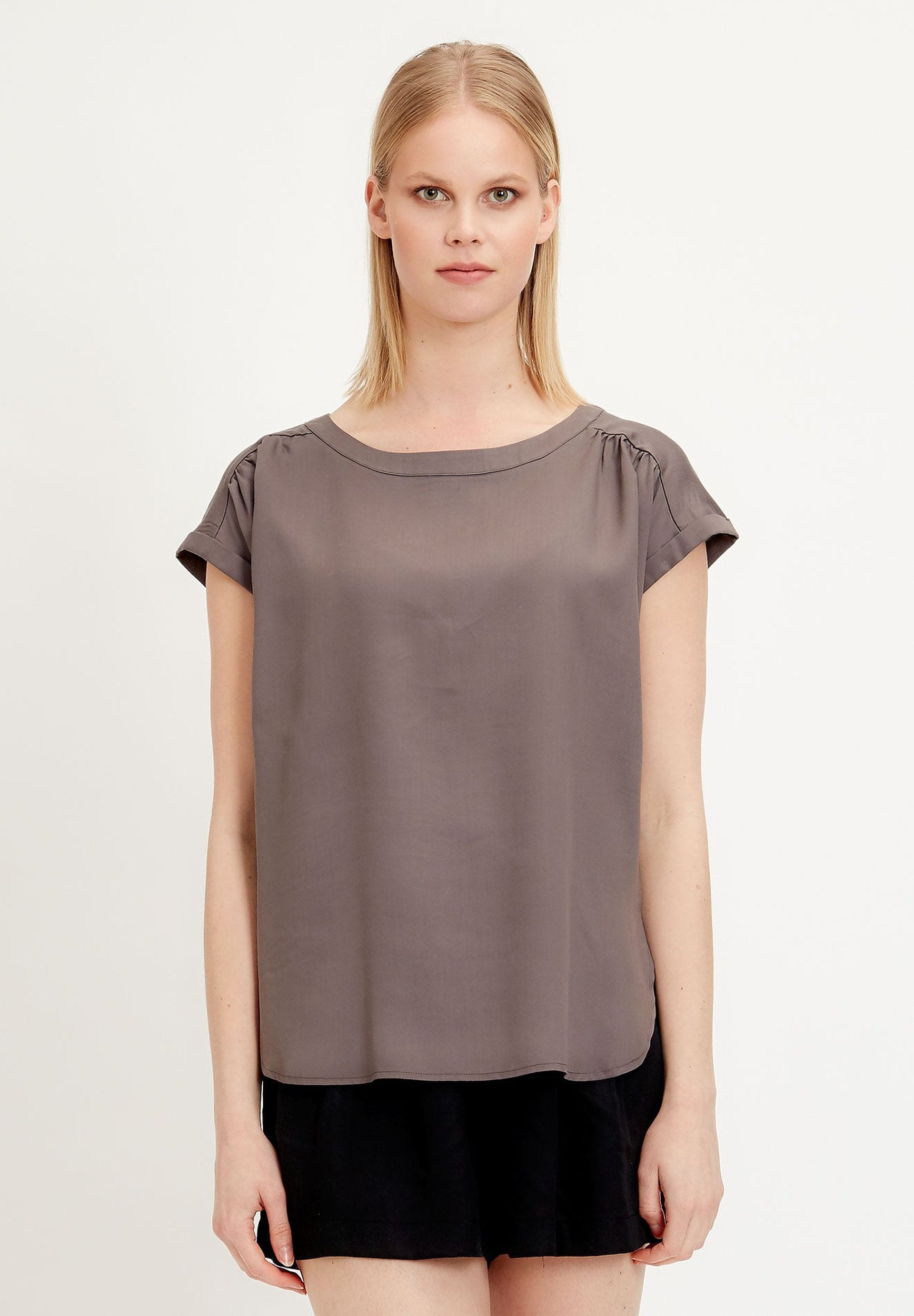 Kurzarm Bluse aus TENCEL™ Lyocell